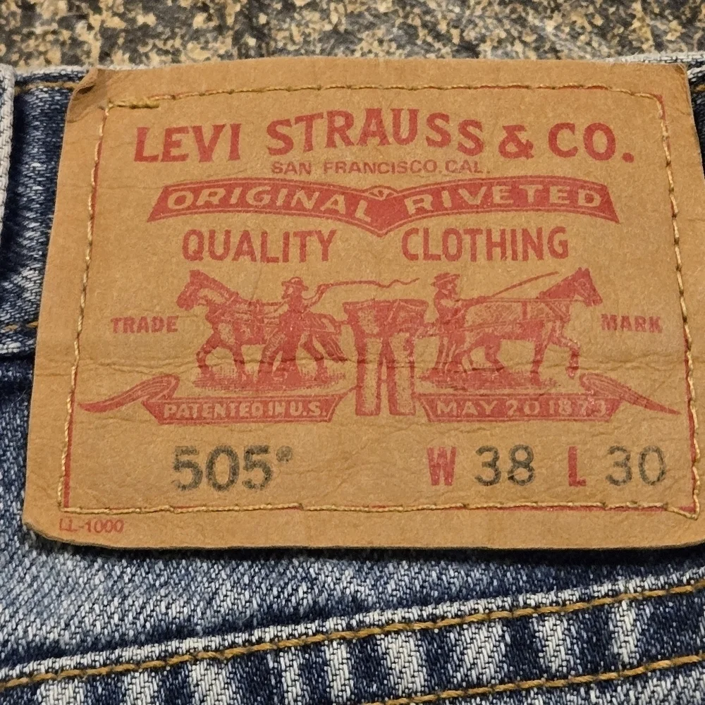Levis levi’s 505